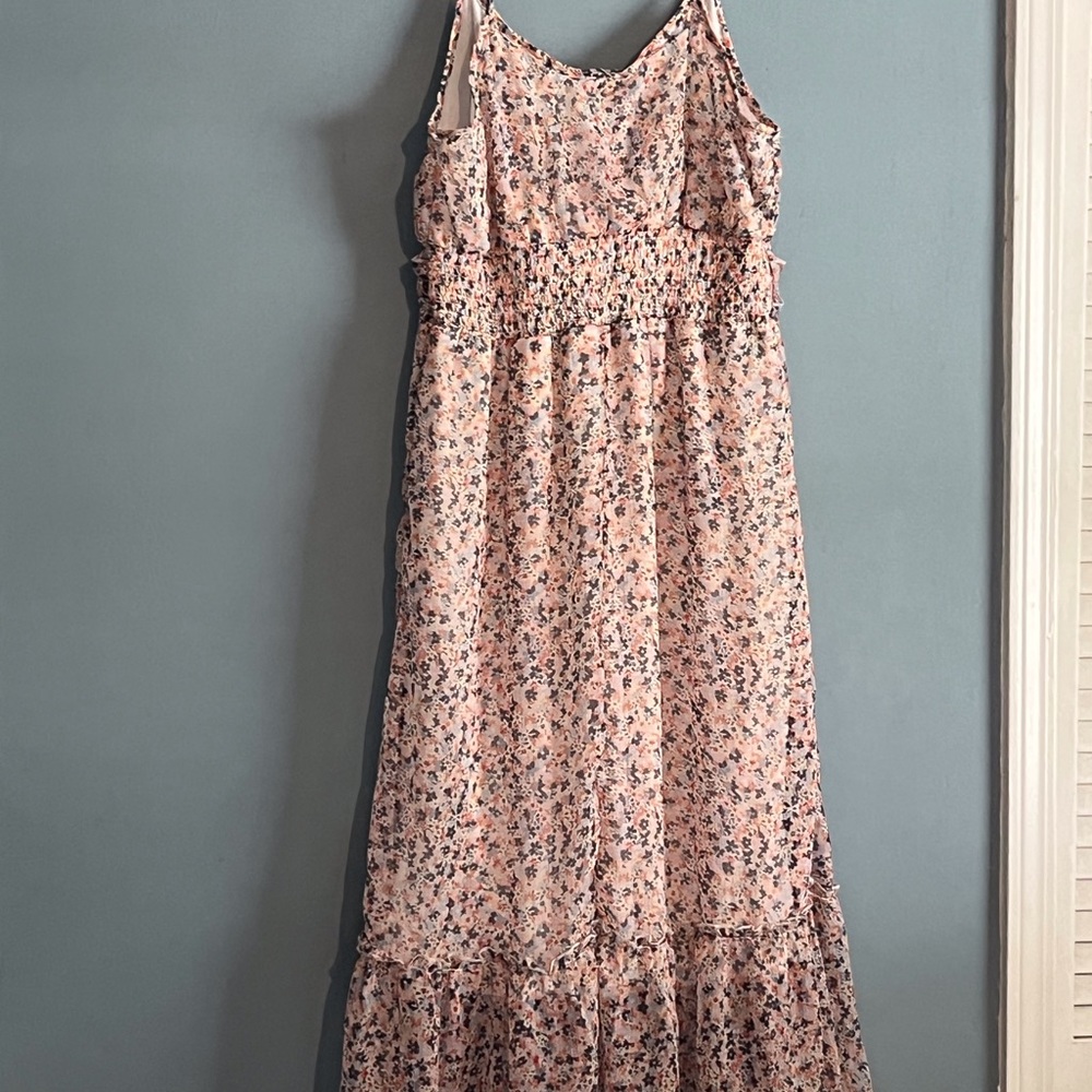 SELLING CHARLOTTE RUSSE DRESS 👗 SIZE XL FLORAL COLOR SLEEVELESS BNWT - Picture 2 of 16